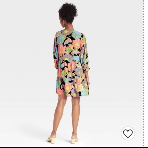 Women dress - Picture 5 of 5